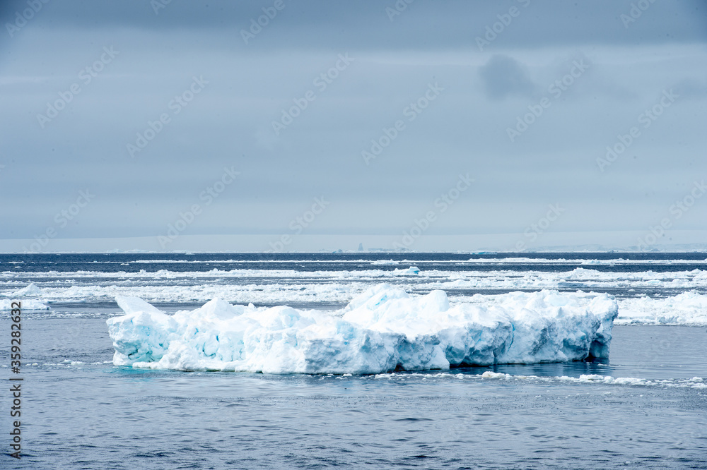 Fototapeta premium Ice in Antarctica