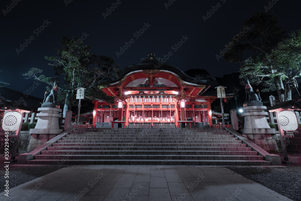 Fototapeta premium Fushimi Inari Taisha Japanese Shrine in Kyoto, Japan