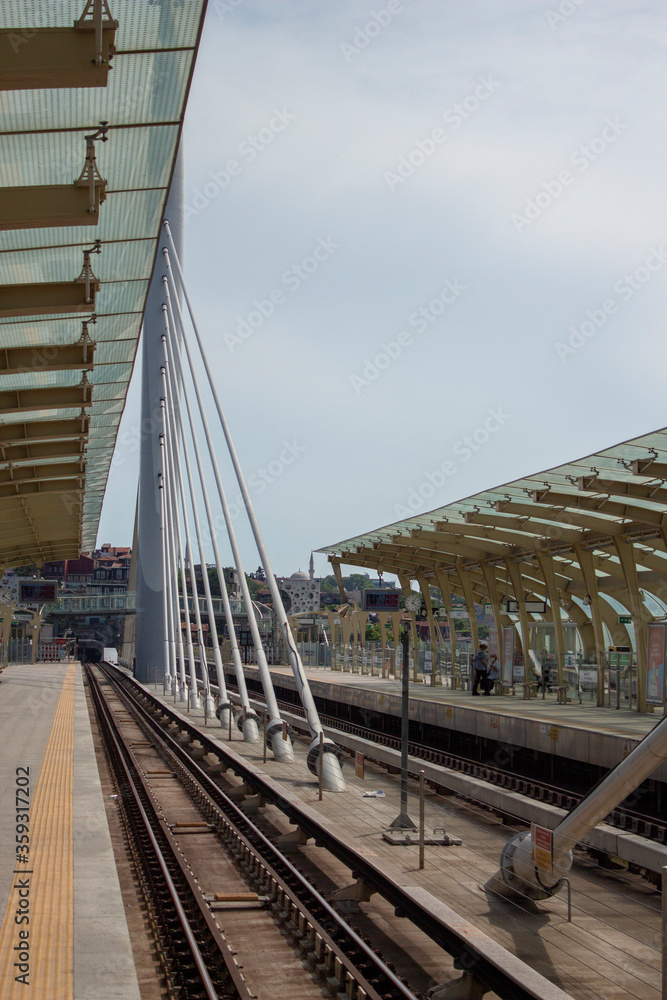Obraz premium railway bridge over the Halic