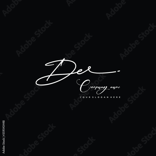 DE initials signature logo. Handwriting logo vector templates. Hand drawn Calligraphy lettering Vector illustration.