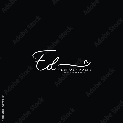 ED initials signature logo. Handwriting logo vector templates. Hand drawn Calligraphy lettering Vector illustration.