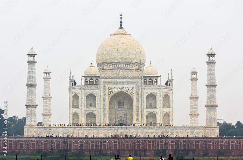 Fototapeta premium view of road speed signal in Agra, India