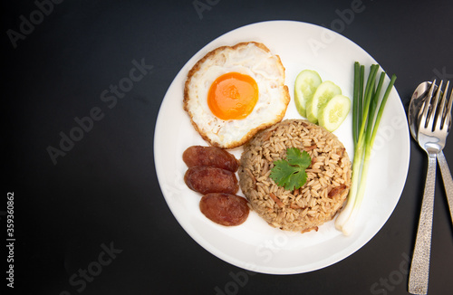 Thai food, Brown rice fried with pork