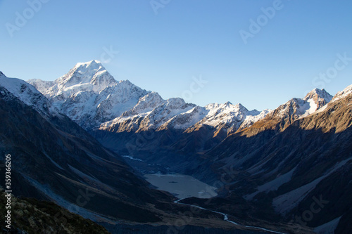 View from the Sealy Tarns track in Mt Cook in New Zealand, famous place for trekking and outdoors.  © MiNiProduction / Ian