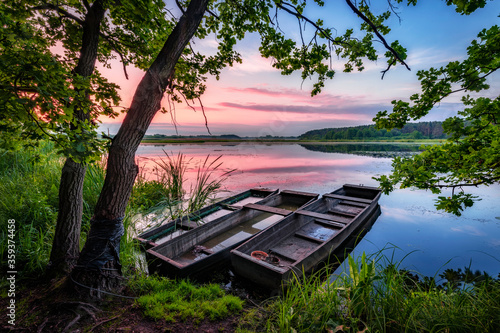 Fototapeta Naklejka Na Ścianę i Meble -  Beautiful summer sunrise at the lake