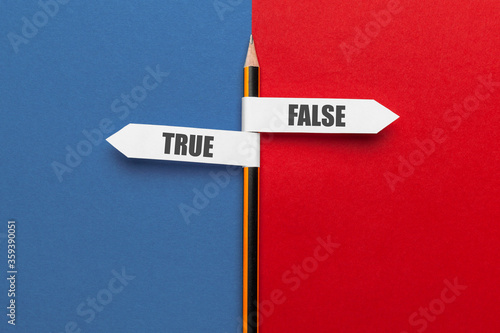 Pencil - direction indicator - choice of true or false. photo