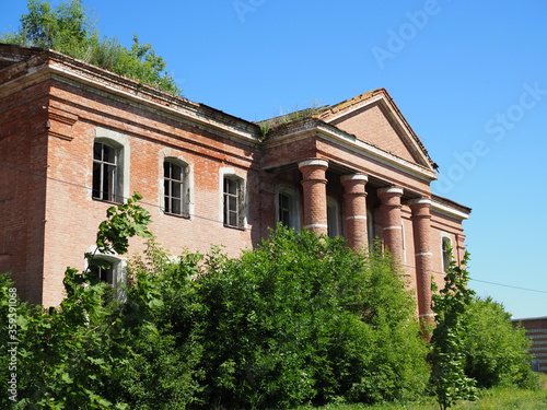 Rosenheim Church in the village of Podstepnoye in the classical style. German culture of the Volga region