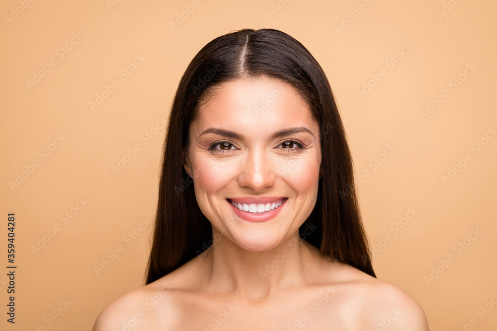 Close-up portrait of her she nice-looking attractive pretty cheerful cheery woman with pure silky perfect tone skin salon procedure peeling effect isolated over beige pastel color background Close-up portrait of her she nice-looking attractive pretty cheerful cheery woman with pure silky perfect tone skin salon procedure peeling effect isolated over beige pastel color background