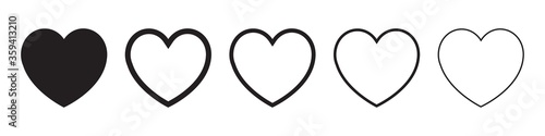 Heart icons in five different versions in a flat design
