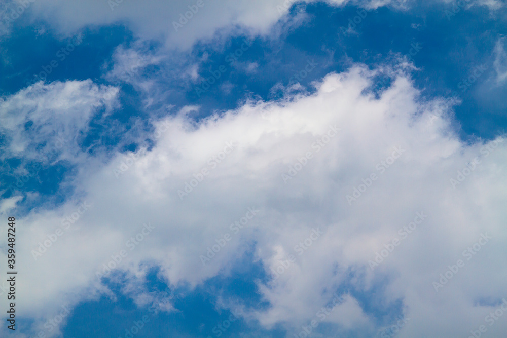 Obraz premium white cloud on blue sky