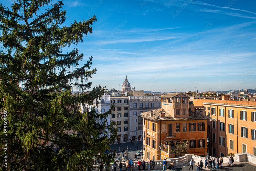 Rzym - widok na miasto ze Schodów Hiszpańskich