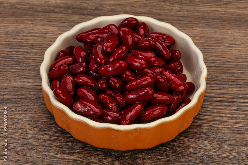 Red baked kidney in the bowl Red baked kidney in the bowl