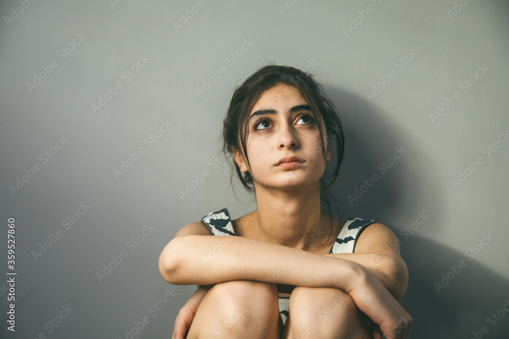 Naklejka premium woman on the grey background