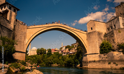 bridge over the river © TomsMCF