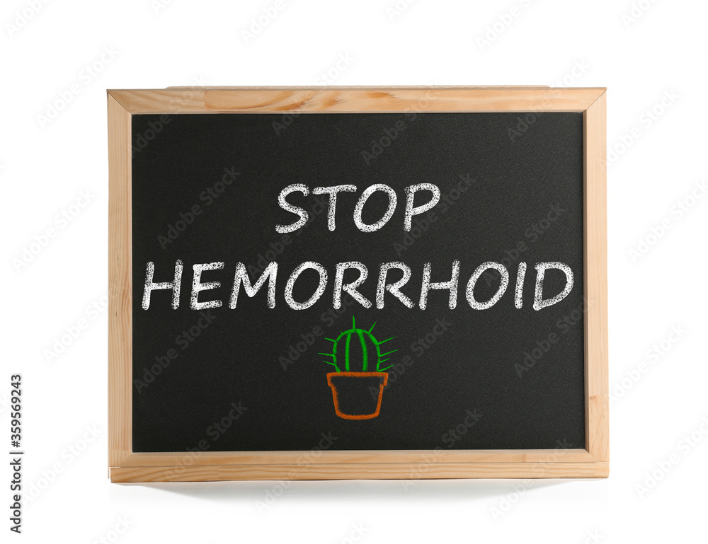 Obraz premium Small blackboard with phrase STOP HEMORRHOID isolated on white