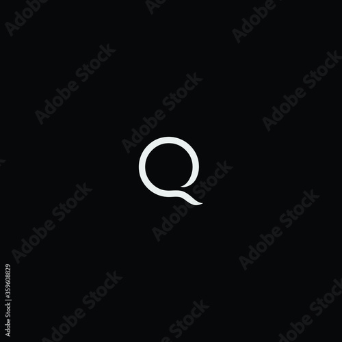 Abstract Letter Q logo design template.