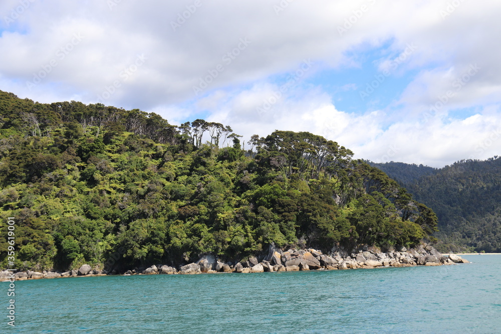 Fototapeta premium Littoral du parc Abel Tasman, Nouvelle Zélande
