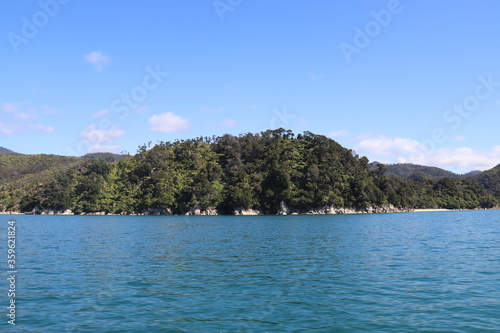 Littoral du parc Abel Tasman, Nouvelle Zélande © Atlantis