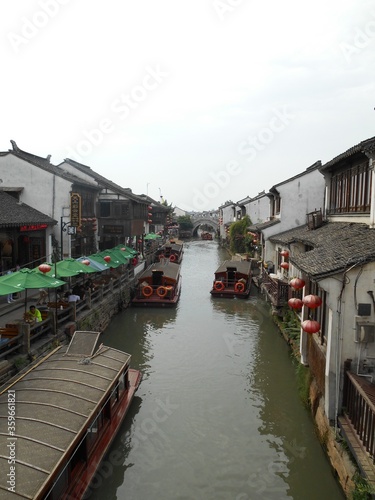 Wallpaper Mural canal and boats Torontodigital.ca