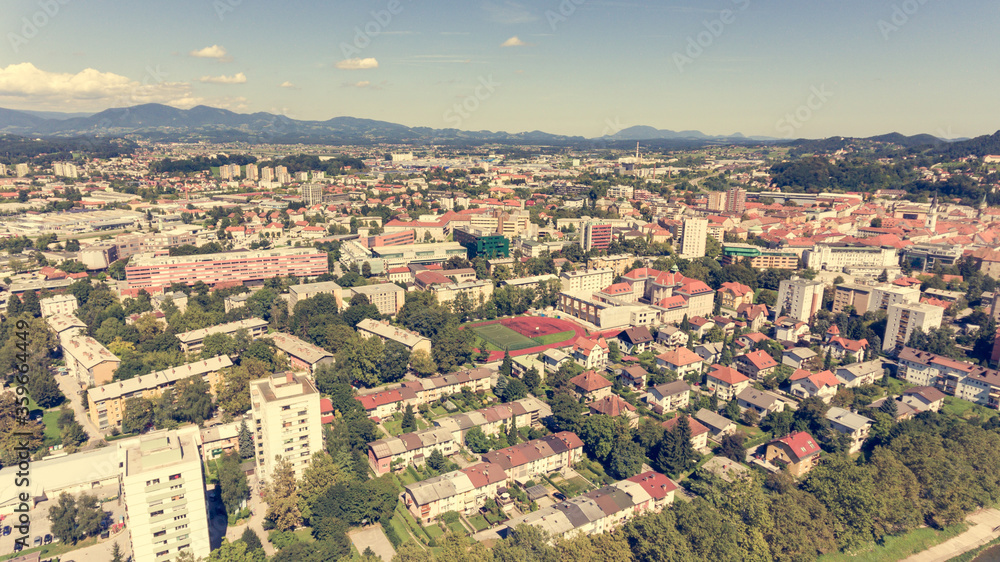 Aerial view of a city with many apartman buildings.