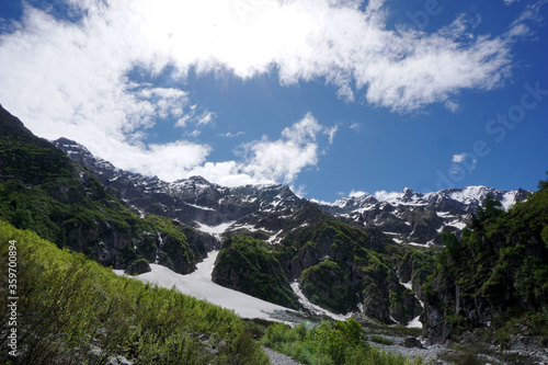 Veduta delle Cascate del Narcanello e Vedretta del Pisgana in alta Vallecamonica, provincia di Brescia, Italia