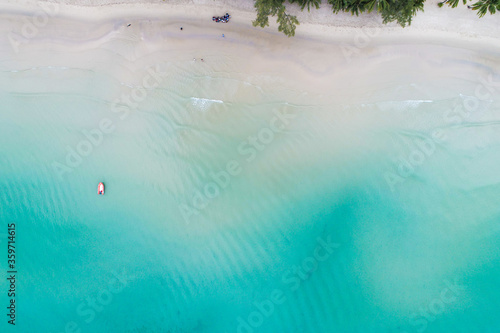 Beautiful aerial view white sand beach and blue sea view of the Koh Kood island beach © themorningglory