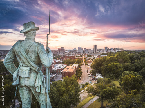 Confederate Soldiers and Sailors Monument in Richmond, Virginia photo