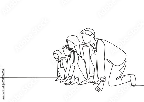 One single line drawing group of male and female worker gets ready on starting line to do sprint race together. Business running competition concept continuous line draw design vector illustration