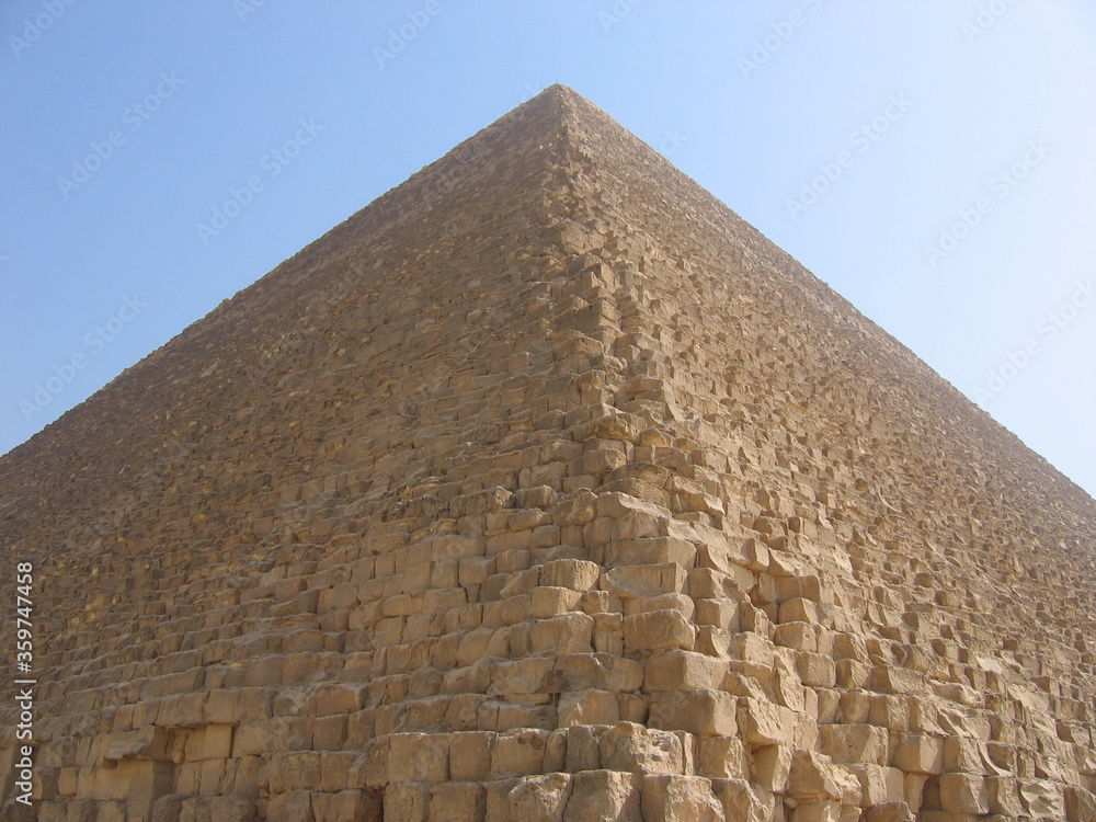 Pyramide