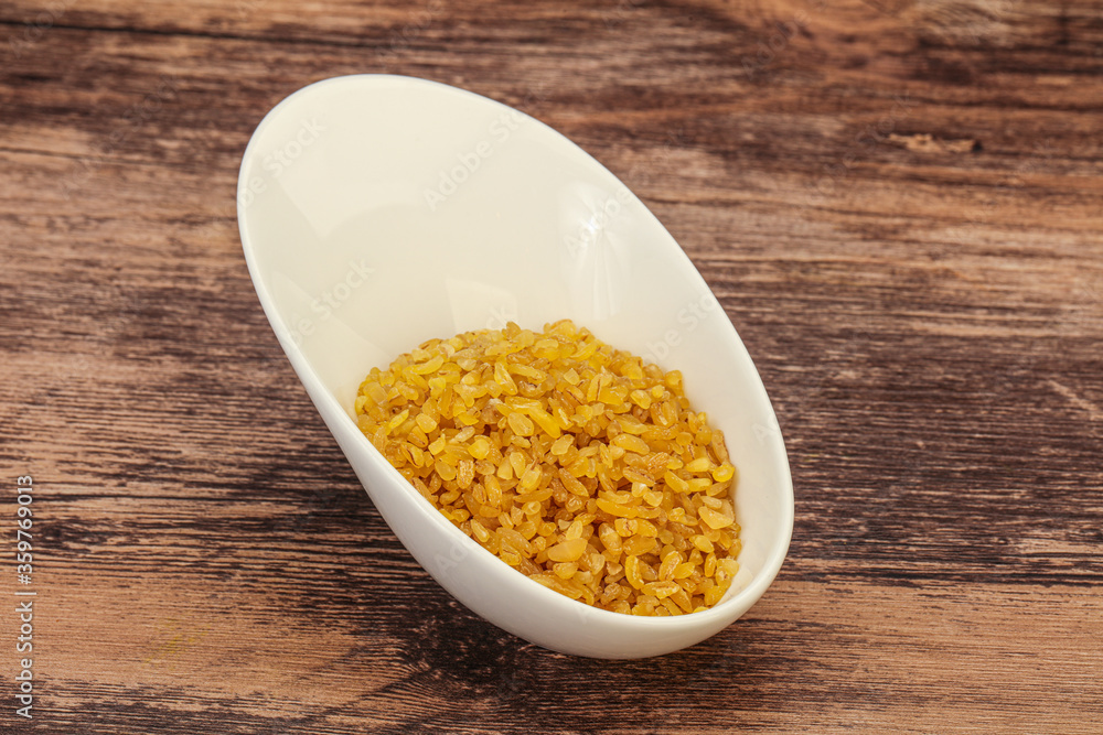 Vegetarian cuisine - dry bulgur for cooking Vegetarian cuisine - dry bulgur for cooking