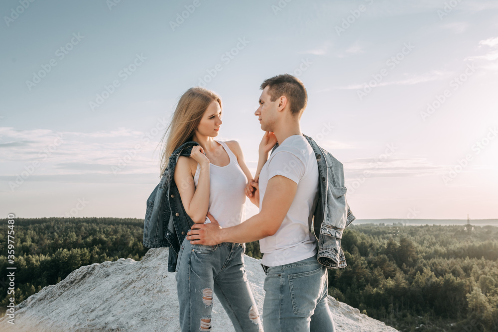 Lovers in the mountains Lovers in the mountains