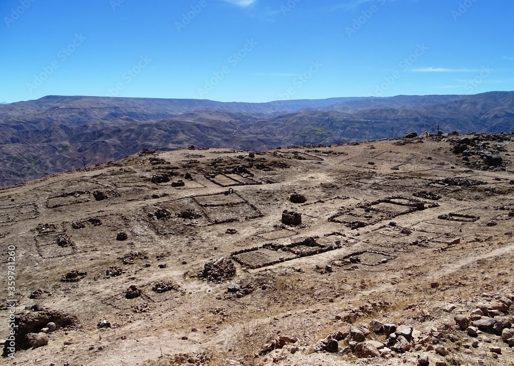 Current shamanic practices on Cerro Baul (Moquegua, Peru) Current shamanic practices on Cerro Baul (Moquegua, Peru)
