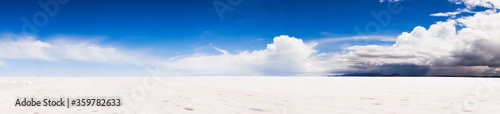 Salar de Uyuni, Bolivia, South America © Andreas