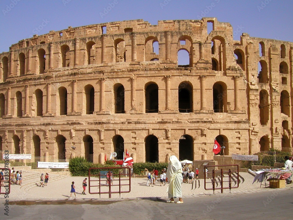 THE ROMAN AMPHITHEATRE IN THE TOWN OF EL JEM IN TUNISIA. 