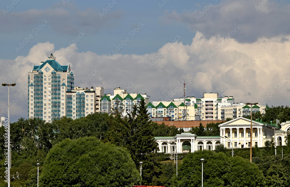 Fototapeta premium view of the city of vilnius