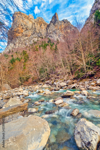 Veral River, Ansó Valley, Valles Occidentales Natural Park, Jacetania, Pyrenees, Huesca, Aragón, Spain, Europe