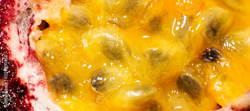 Canvastavla Detailed closeup macro photo of a passionfruit