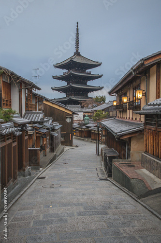 kyoto pagoda 