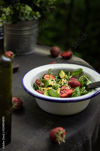 Summer salad with avocado and strawberry 