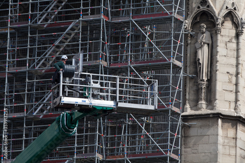 Фотография Échafaudage de la cathédrale de Notre de Paris