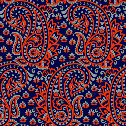 seamless pattern with paisley