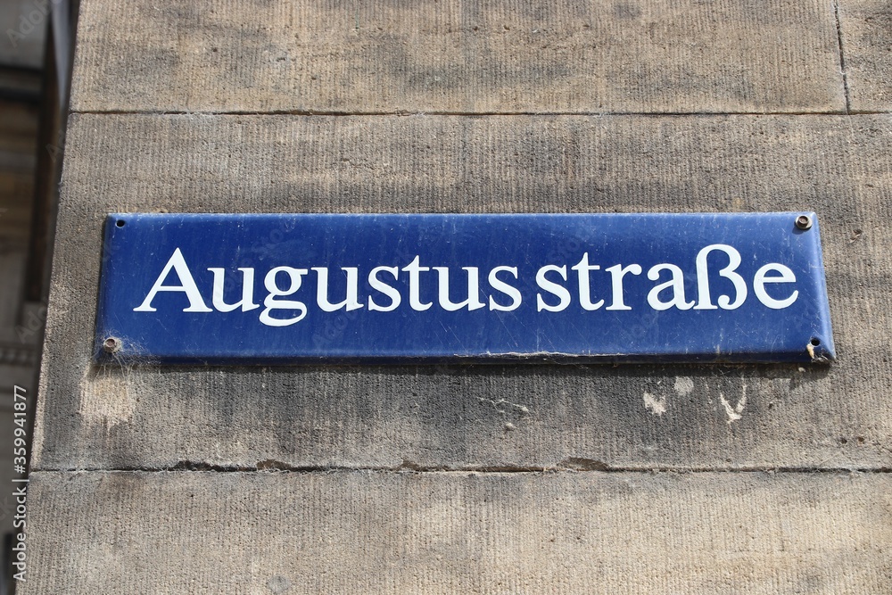 Fototapeta premium Augustusstrasse, Dresden