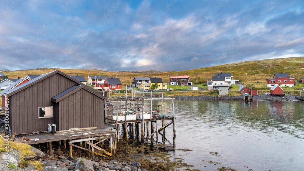 Hafen auf der Insel Havoya, Finnmark, Norwegen