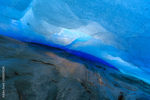 Under the blue ice of Glaci...