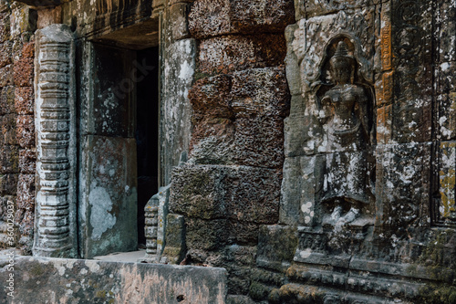 angkor wat siem reap cambodia © Jianwei Zhu