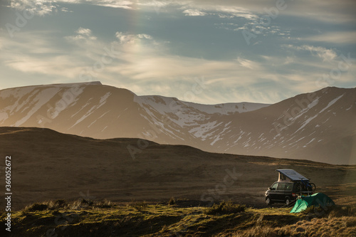 Obraz na płótnie Highlands of Scotland - someone found a lovely spot for tonight - camper and a t