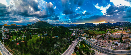 Fototapeta Naklejka Na Ścianę i Meble -  Sunset at Estes Park