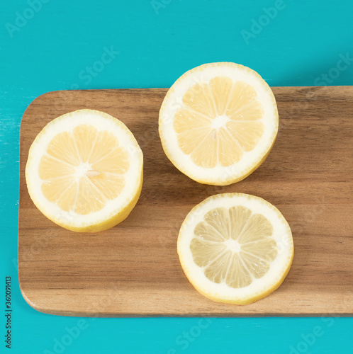 Three slices of lemon