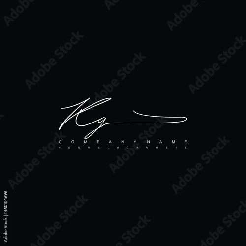 KG initials signature logo. Handwriting logo vector templates. Hand drawn Calligraphy lettering Vector illustration.
