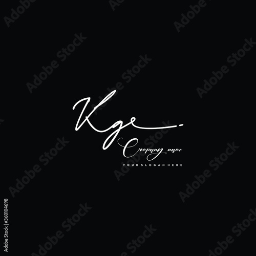KG initials signature logo. Handwriting logo vector templates. Hand drawn Calligraphy lettering Vector illustration.
